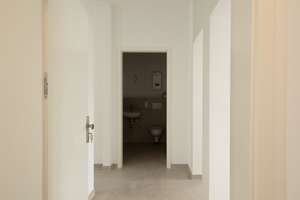 Erstbezug nach Kernsanierung: Premium-3-Zimmer mit A+‑Energie, Fußbodenheizung, SmartHome & Domblick – Die vollständige Adresse der Immobilie erhältst du vom Anbieter., 50668 Altstadt/Nord, Köln – Vorschaubild 4