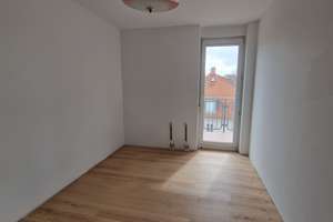 Attraktive, komplett sanierte 2 Raum Wohnung mit Balkon und Fahrstuhl nahe dem Stünzer Park – Die vollständige Adresse der Immobilie erhältst du vom Anbieter., 4316 Mölkau, Leipzig – Vorschaubild 2