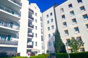 SINGLE WOHNUNG mit 29 Qm im EG mit TG-Stellplatz zum Selbstbezug