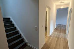 Helle 4-Zimmer Wohnung mit Einbauküche – 68239 Seckenheim, Mannheim – Vorschaubild 3