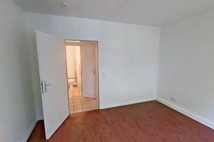 **2 NKM FREI** Große 3-Zimmer-Wohnung mit sonnigem BALKON und durchdachtem Grundriss in Duisburg-... – Lüneburger Str. 40, 47167 Neumühl, Duisburg – Vorschaubild 6