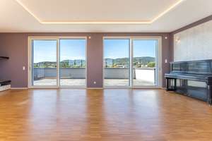 Panorama pur: Großzügige Penthousewohnung auf der Marbachshöhe – Die vollständige Adresse der Immobilie erhältst du vom Anbieter., 34131 Bad Wilhelmshöhe, Kassel – Vorschaubild 11