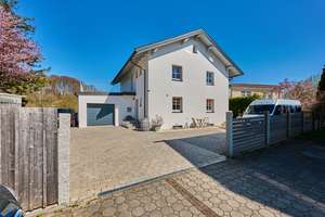 Modernisiertes Einfamilienhaus -zentral gelegen – Die vollständige Adresse der Immobilie erhältst du vom Anbieter., 83209 Prien am Chiemsee – Vorschaubild 3