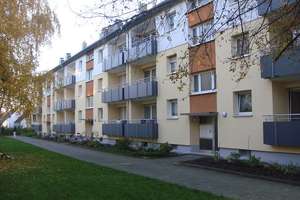 Schöne 1 ZKB-Wohnung mit Balkon in MA-Rheinau