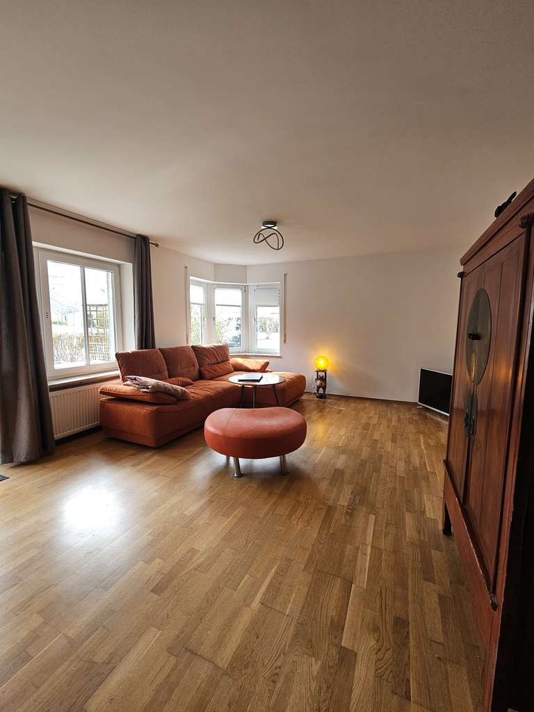 Immobilie in Finsing - Sonnige Erdgeschosswohnung mit Garten - Bild 1