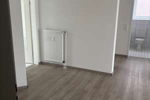 ANFRAGEN BITTE PER NACHRICHT!  Helle neu renovierte Wohnung 3,5 Z. mit Balkon - einziehen wohlfühlen – Wattenscheider Hellweg 112, 44869 Westenfeld, Bochum – Vorschaubild 2