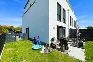 Reihenendhaus mit Dachterrasse und zwei PKW-Stellplätzen in naturnaher Lage von Riedstadt-Goddelau – Groß-Gerau (Kreis) – Vorschaubild 1