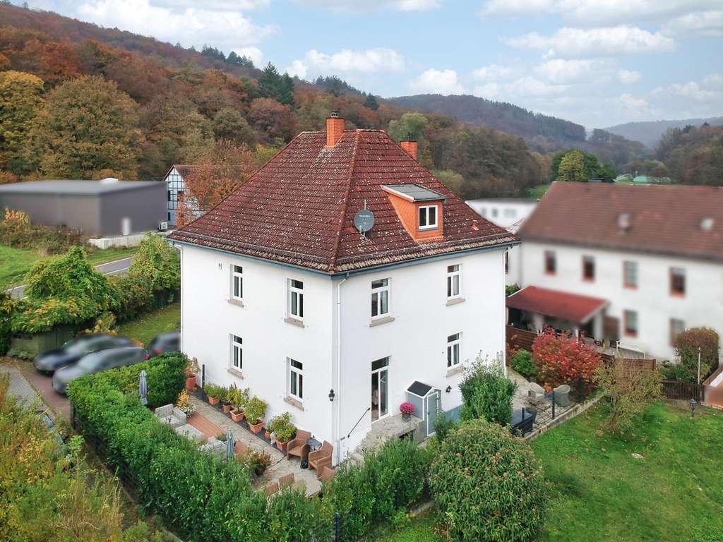 Naturnahes Traumhaus vor den Toren Hofheims!