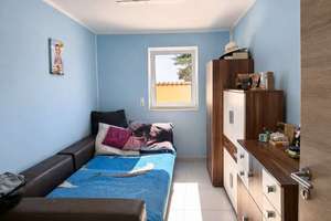 Modernes Einfamilienhaus KfW-70, Energieklasse A+ – Großer Garten mit Pool und Terrasse – Die vollständige Adresse der Immobilie erhältst du vom Anbieter., 68307 Sandhofen, Mannheim – Vorschaubild 12