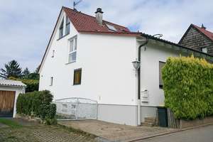 Traumhaus mit Pool & Sauna - Ihr Familienidyll in Stuttgart-Steinhaldenfeld – Die vollständige Adresse der Immobilie erhältst du vom Anbieter., 70378 Steinhaldenfeld, Stuttgart – Vorschaubild 2