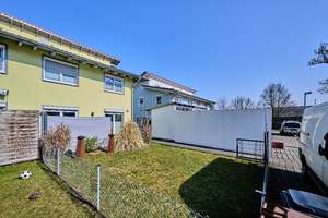 Moderne Doppelhaushälfte mit zwei Terrassen und Garten in ruhiger Wohnlage. – Die vollständige Adresse der Immobilie erhältst du vom Anbieter., 94315 Alburg, Straubing – Vorschaubild 21