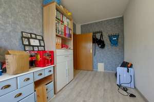 Schmuckes Einfamilienhaus mit Garten, Garage und großer PV-Anlage im Luftkurort Burg (Dithmarschen) – Die vollständige Adresse der Immobilie erhältst du vom Anbieter., 25712 Burg (Dithmarschen) – Vorschaubild 10