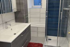 Modernisiertes EFH mit Einliegerwohnung & PV | frei 225 m2 – Zur Hoor 7, 35075 Gladenbach – Vorschaubild 4