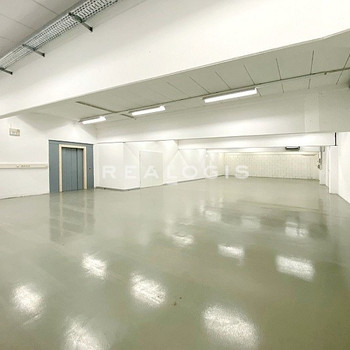 Puchheim, ca. 800 m² Lager-Produktionsfläche mit ca. 350 m² Büro