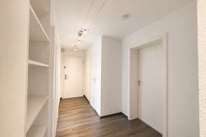 Kapitalanleger und Eigennutzer aufgepasst: Gepflegte 3-Zimmer-Wohnung  in Rath/Heumar – Die vollständige Adresse der Immobilie erhältst du vom Anbieter., 51107 Rath/Heumar, Köln – Vorschaubild 8