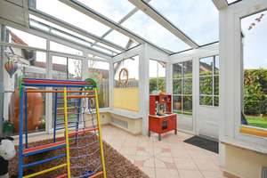 Moderne Doppelhaushälfte mit Wintergarten, Einbauküche und Garage in ruhiger Lage von Roisdorf – Die vollständige Adresse der Immobilie erhältst du vom Anbieter., 53332 Bornheim – Vorschaubild 14