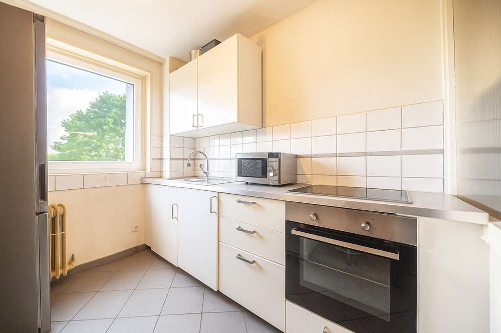 Immobilie in Pinneberg - Solide Kapitalanlage: Vermietete Wohnung mit Westbalkon in Pinneberg-Thesdorf - Bild 2