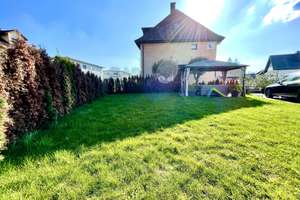 TOLLE GELEGENHEIT IN BÜHL: Charmante Doppelhaushälfte mit Garten in bevorzugter Wohnlage* – Die vollständige Adresse der Immobilie erhältst du vom Anbieter., 77815 Bühl – Vorschaubild 7