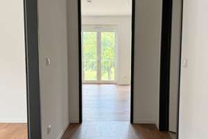 Neubau-Gebiet Hannover KRONSRODE: Einbauküche, Loggia, 2 Bäder, Fußbodenheizung, Lift, Keller, TG – Bette-Graham-Str. 32, 30539 Bemerode, Hannover – Vorschaubild 7