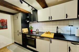 Bezugsfertig modern möblierte Wohnung in einem Denkmal im Herzen der Altstadt – 93047 Innenstadt, Regensburg – Vorschaubild 5