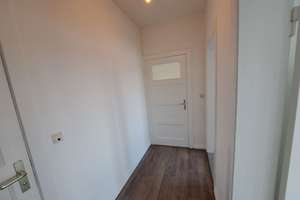 Renovierte 2-Zimmer-Wohnung über den Dächern von Bremerhaven-Lehe! – Hökerstraße 15, 27568 Lehe, Bremerhaven – Vorschaubild 6