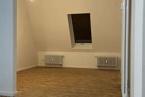 Sonnige 2-Zimmer-DG-Wohnung mit EBK und Loggia (WE 7) – Räuschstraße 13, 13509 Borsigwalde, Berlin – Vorschaubild 6