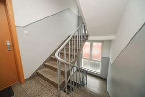 Attraktive 3,5-Zimmer-Wohnung mit Tiefgaragenstellplatz – Die vollständige Adresse der Immobilie erhältst du vom Anbieter., 44263 Hörde (Ortsteil), Dortmund – Vorschaubild 2