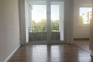 Schöne 4-Zimmer-Wohnung mit Einbauküche und 2 Balkons in Wolfsburg – Weimarer Straße 32, 38444 Westhagen, Wolfsburg – Vorschaubild 13