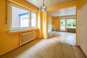 Willkommen zuhause: Renovierungsbedürftiges Reiheneckhaus samt Garten, Garage und Freistellplatz – Duisburg – Vorschaubild 6