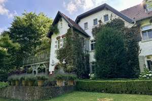 FRIEDERICH: Denkmalgeschützter Gutshof im Aachener Südviertel mit parkähnlicher Gartenanlage – Die vollständige Adresse der Immobilie erhältst du vom Anbieter., 52076 Burtscheid Steinebrück, Aachen – Vorschaubild 2