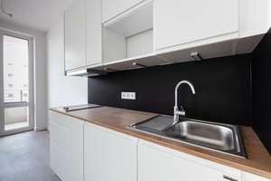 Moderne 1-Zimmer-Wohnung mit Balkon in attraktiver Lage direkt an der Spree – Dovestr. 5, 10587 Charlottenburg, Berlin – Vorschaubild 2