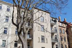 **Zentrumsnahe 2-Raumwohnung mit Einbauküche + Balkon + Parkett **WE ist vermietet