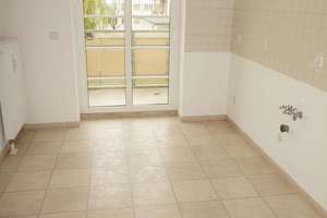 Frei ab 1.4.26 - im 2. OG mit Laminat und Balkon am Heimgarten – Zschopauer Str. 249c, 9126 Gablenz, Chemnitz – Vorschaubild 1