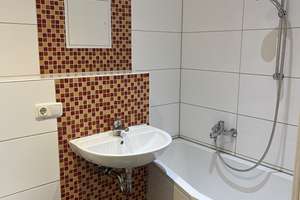 energetisch sanierte 3 Zimmerwohnung – Die vollständige Adresse der Immobilie erhältst du vom Anbieter., 39126 Rothensee, Magdeburg – Vorschaubild 4