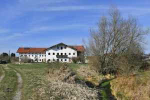 Ehemalige Hofstelle mit Tenne, incl. Baugenehmigung zusätzlicher Neubau 6 Familienhaus in Halfing – Rosenheim (Kreis) – Vorschaubild 11