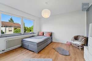 Charmantes Reihenmittelhaus mit Ausbaupotenzial, Sauna & moderner Küche in Schwalbach am Taunus – Main-Taunus-Kreis – Vorschaubild 13