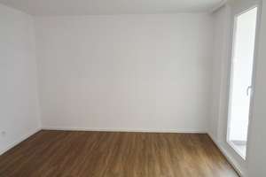 Renovierte + kompakte 3-Zimmer-Wohnung, 2 Balkone mit Weitblick, Duschbad + Aufzug – Kurt-Schumacher-Straße 12, 38102 Viewegsgarten-Bebelhof, Braunschweig – Vorschaubild 5