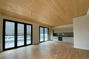 Erstbezug im Neubau: Exklusive 3-Zimmer-Wohnung mit EBK