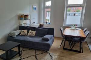 Charmante und großzügige und zentrumsnahe Wohnung inklusive Küche mit Balkonoption WG geeignet – Lassallestr. 7, 99086 Johannesvorstadt, Erfurt – Vorschaubild 1