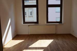 Geräumige Wohnung mit Balkon Nähe Elisabeth KH – Herwarthstr. 40, 45138 Südostviertel, Essen – Vorschaubild 2