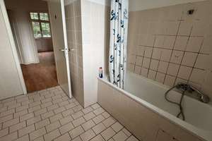 Frei zum Selbstbezug ! Sonnige 2- Raum- ETW mit Balkon in Duisburg - Hüttenheim - provisionsfrei ! – An der Batterie 15, 47259 Hüttenheim, Duisburg – Vorschaubild 17