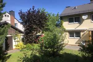 Haus in Hof Doppelhaushälfte Garten direkt am Wald – Hof – Vorschaubild 1