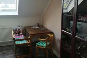 Gemütliche Dachgeschoß-Wohnung*Ahnfeldstraße* Düsseltal/Zoo sucht Liebhaber! – Ahnfeldstraße 29, 40239 Düsseltal, Düsseldorf – Vorschaubild 2