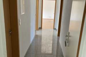 Exklusive 3-Raum-Wohnung mit gehobener Innenausstattung mit Balkon und Einbauküche in Bonn – Hausdorffstraße 233, 53129 Bonn – Vorschaubild 1