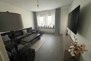 Renovierte 4,5-Zimmer-Wohnung mit Balkon und Stellplatz in Bochum-Weitmar Mark – Waldenburger Straße 33, 44795 Weitmar-Mark, Bochum – Vorschaubild 2