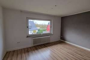 Ideal für Studenten: 2-Raumwohnung im 1.OG mit Balkon in Altenbochum ! – Bonnhoefferstraße 8, 44803 Altenbochum, Bochum – Vorschaubild 2