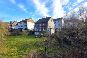 Freistehendes Einfamilienhaus mit Einliegerwohnung und zusätzlichem großem Baugrundstück in Spiesen – Die vollständige Adresse der Immobilie erhältst du vom Anbieter., 66583 Spiesen-Elversberg – Vorschaubild 25