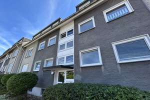 Gut vermietete Dachgeschosswohnung mit Balkon und Fernblick (teilmöbliert) – Die vollständige Adresse der Immobilie erhältst du vom Anbieter., 42855 Goldenberg, Remscheid – Vorschaubild 2