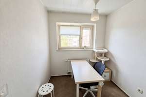 Braunschweig: Vermietete 2-Zimmer-Wohnung mit Loggia – Renovierungsobjekt mit viel Potenzial. – Die vollständige Adresse der Immobilie erhältst du vom Anbieter., 38120 Weststadt, Braunschweig – Vorschaubild 3