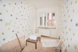 Einfamilienhaus in zentraler Lage zum Selbstausbau ! – Suhl – Vorschaubild 7